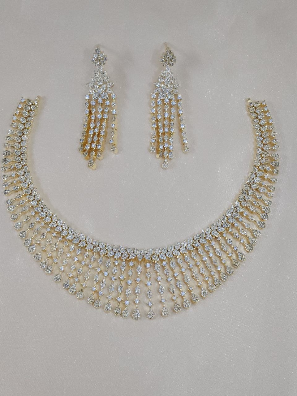 Tanishq Nano AD Premium Necklace For Reception