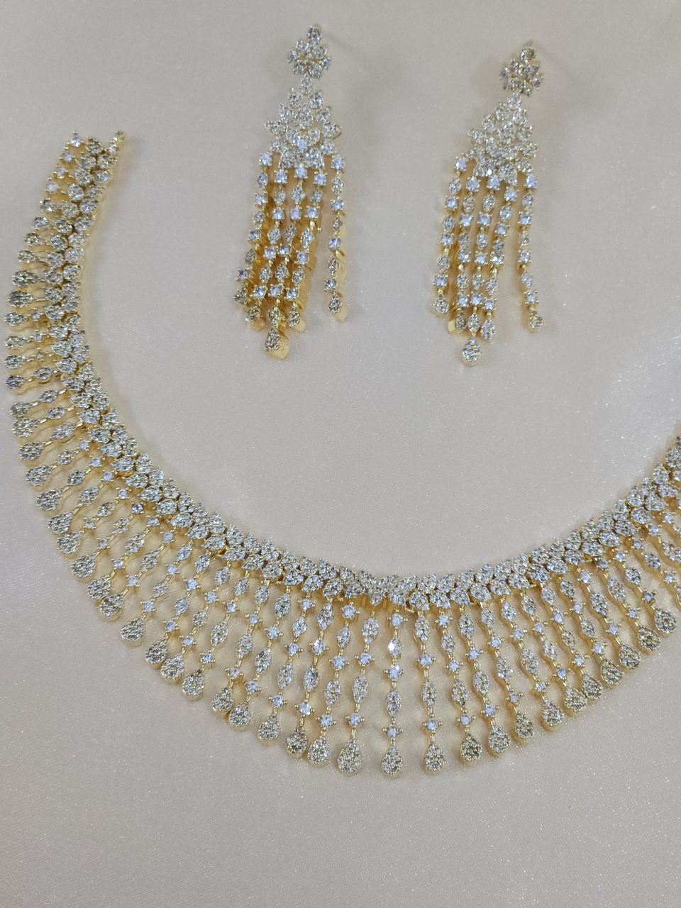 Tanishq Nano AD Premium Necklace For Reception