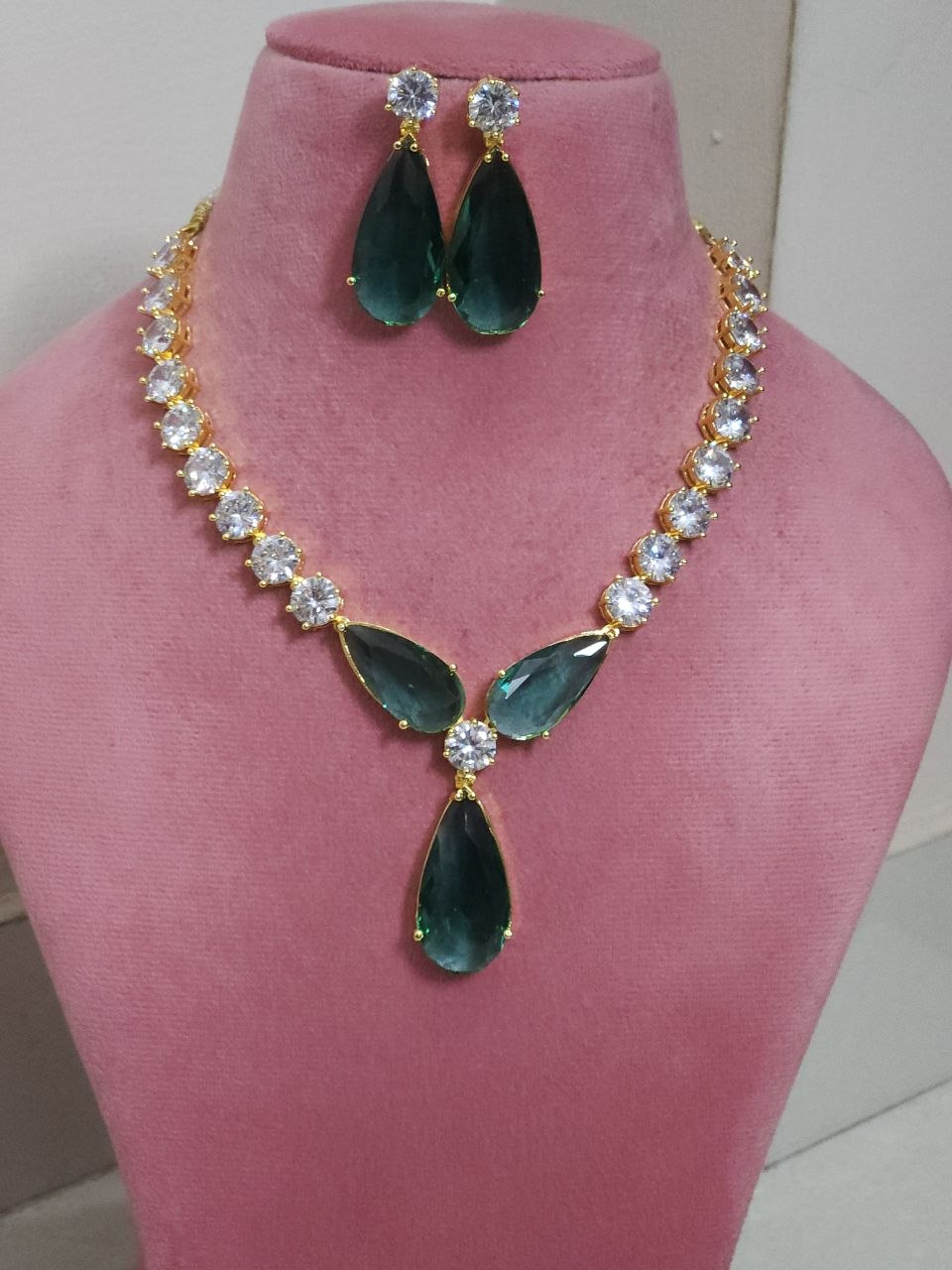 Rama Green Solitaire Diamond Celebrity Necklace