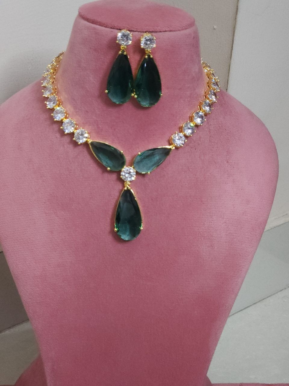 Rama Green Solitaire Diamond Celebrity Necklace