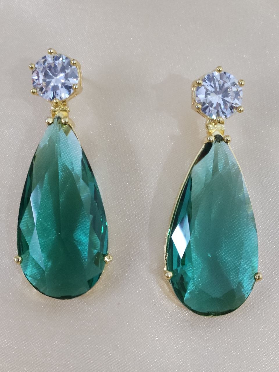 Rama Green Solitaire Diamond Celebrity Necklace