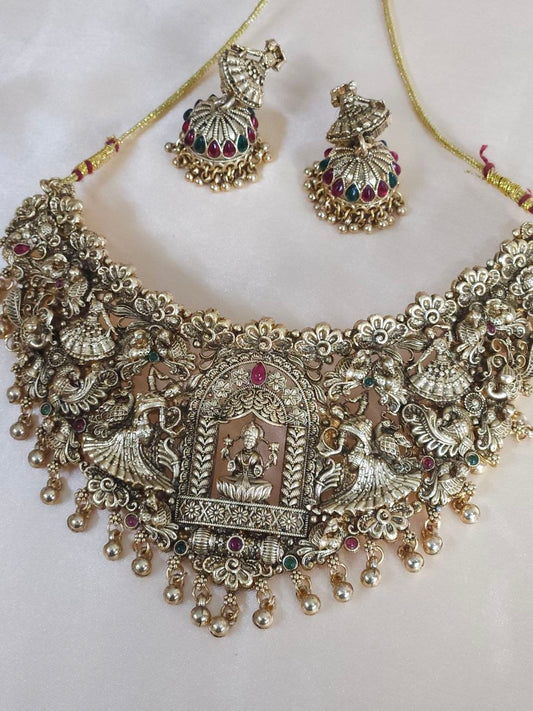 Laxmi Motif Gold Choker