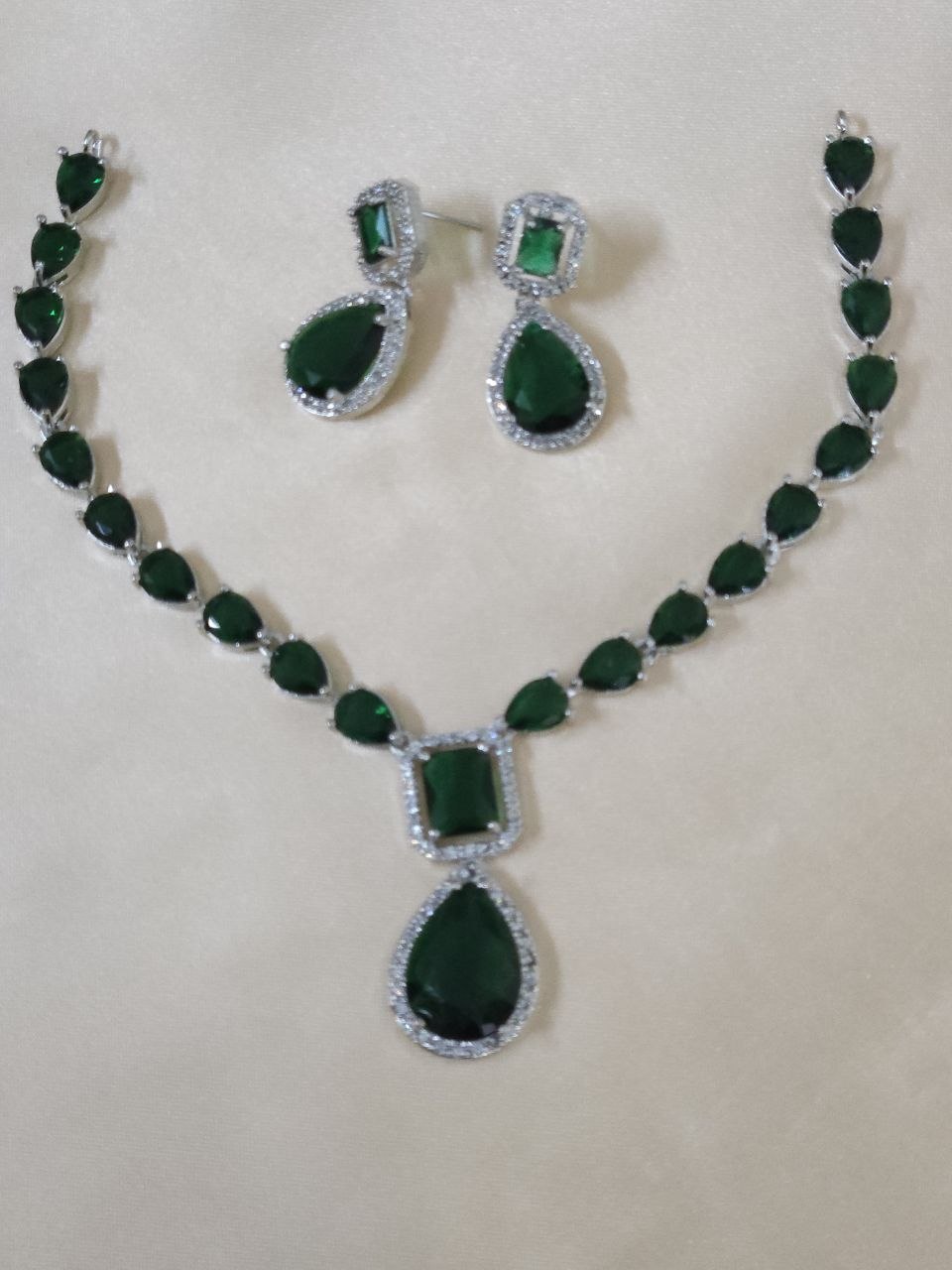 Green Drop AD Necklace