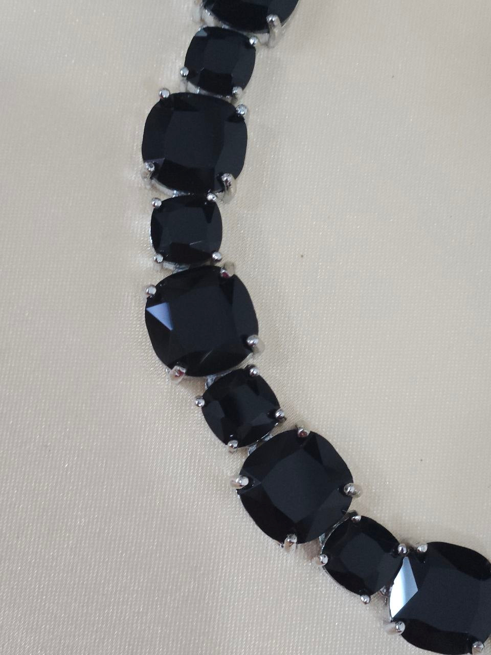 Black Big Stone AD Necklace [Premium]