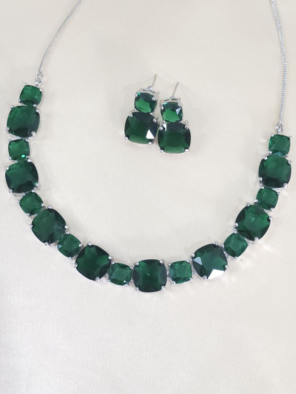 Green Big Stone AD Necklace [Premium]