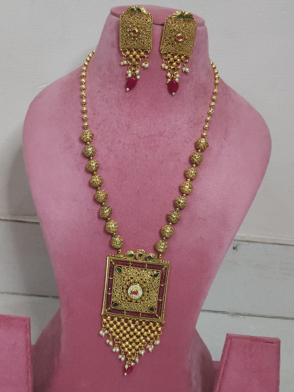 Gold Matar Mala Maharani Long Necklace [Premium]