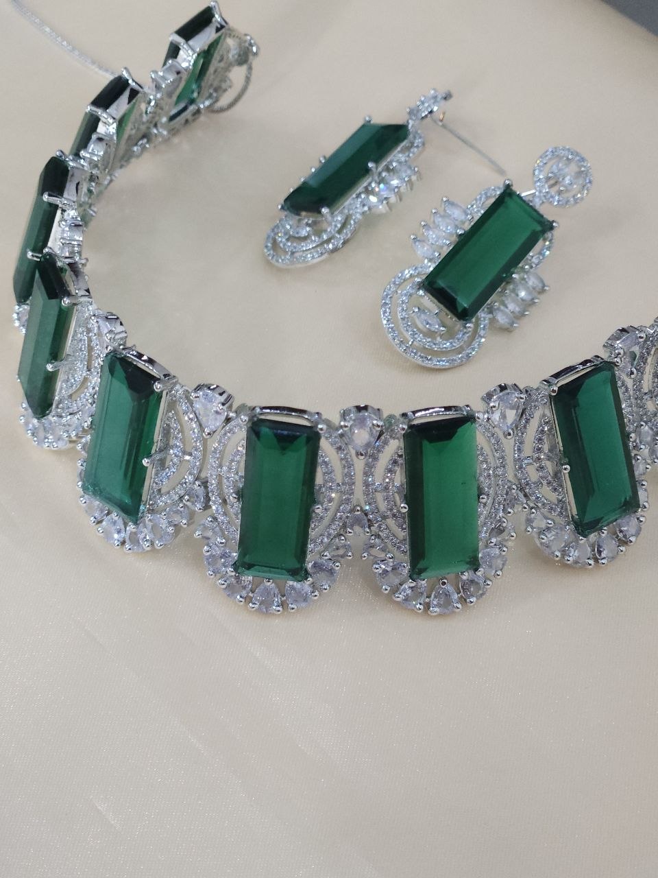 Premium Big Green AD Choker Necklace
