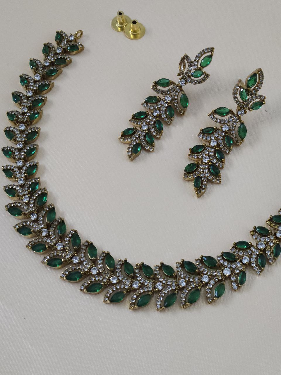 Premium Leaf AD Necklace