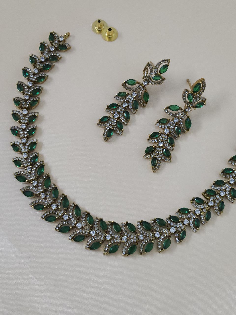 Premium Leaf AD Necklace