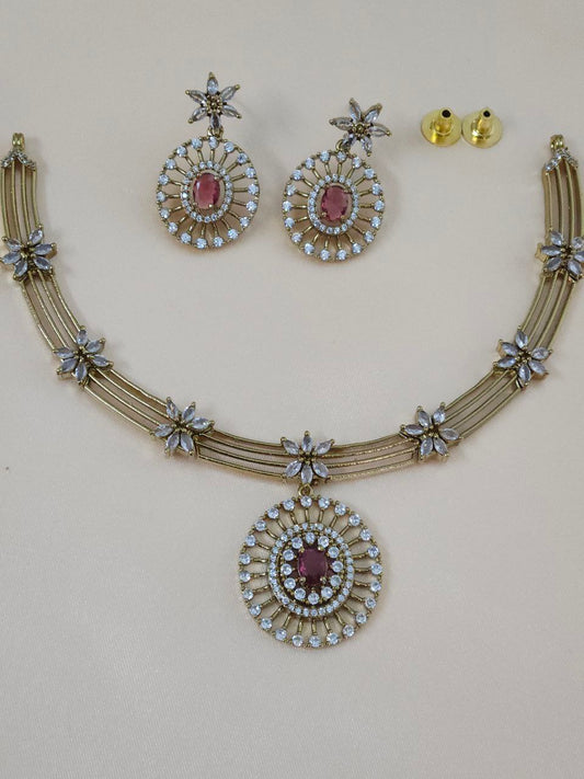 Overlay Red AD Hasli Necklace