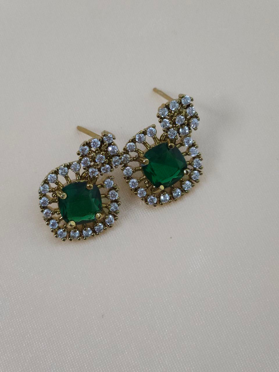 Designer Green AD Necklace