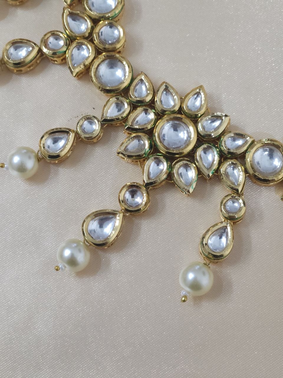 Premium Kundan Semi-Bridal Gold Necklace