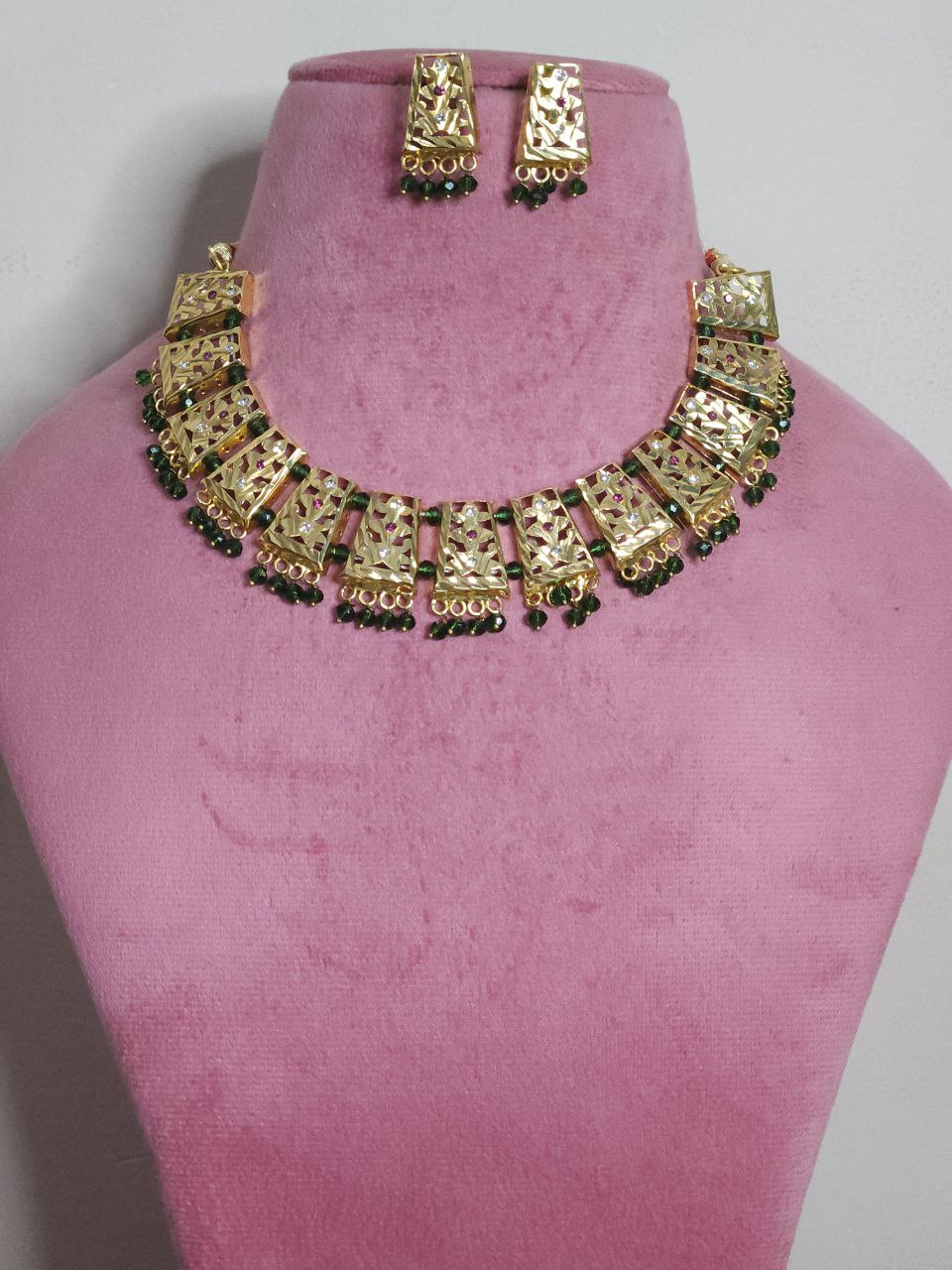 Heritage Jadau Gold Necklace