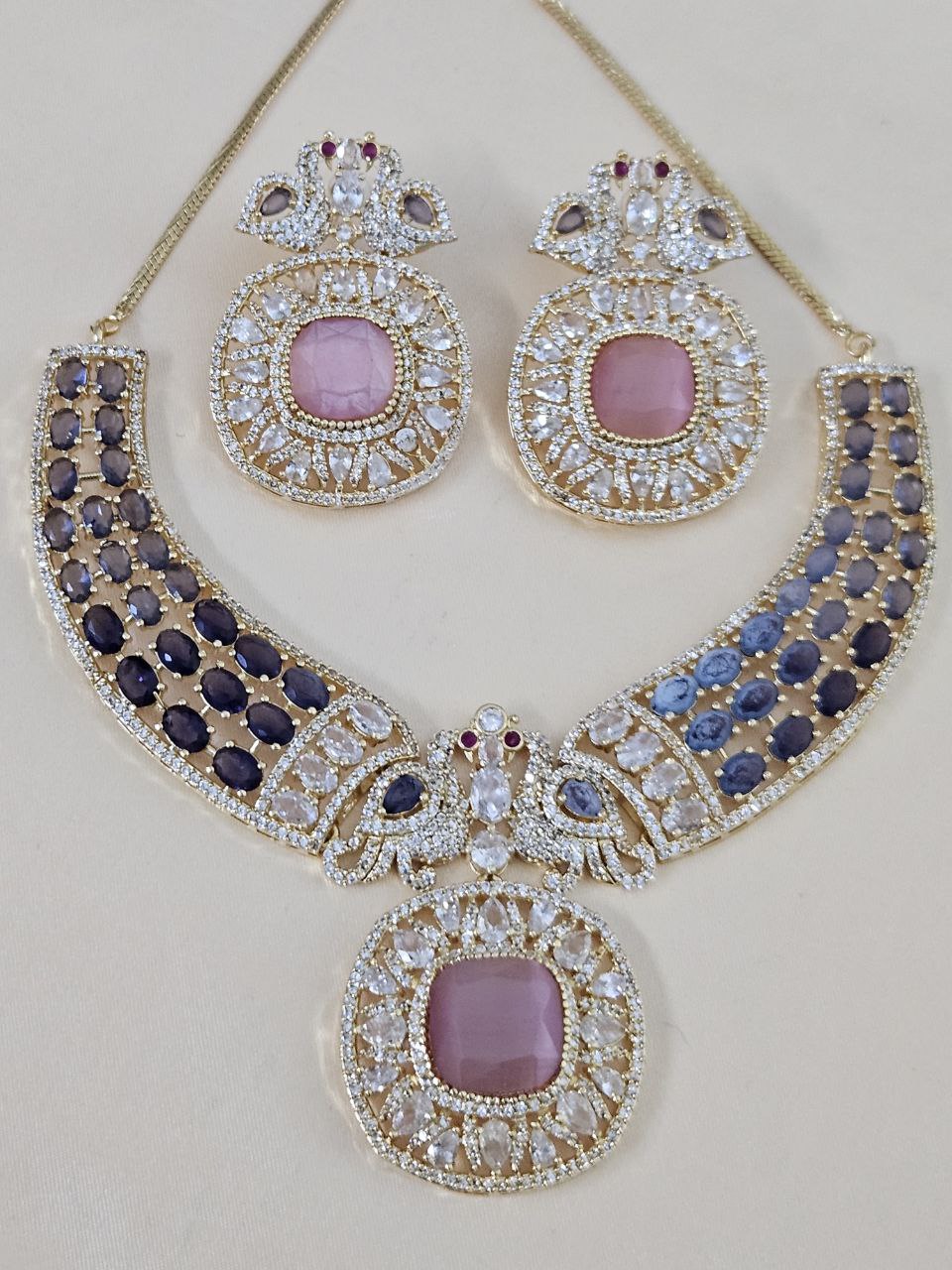 Celebrity-Inspired Peacock AD Necklace