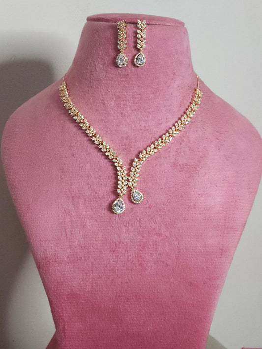 Tanishq Rose Gold V-Shape AD Necklace