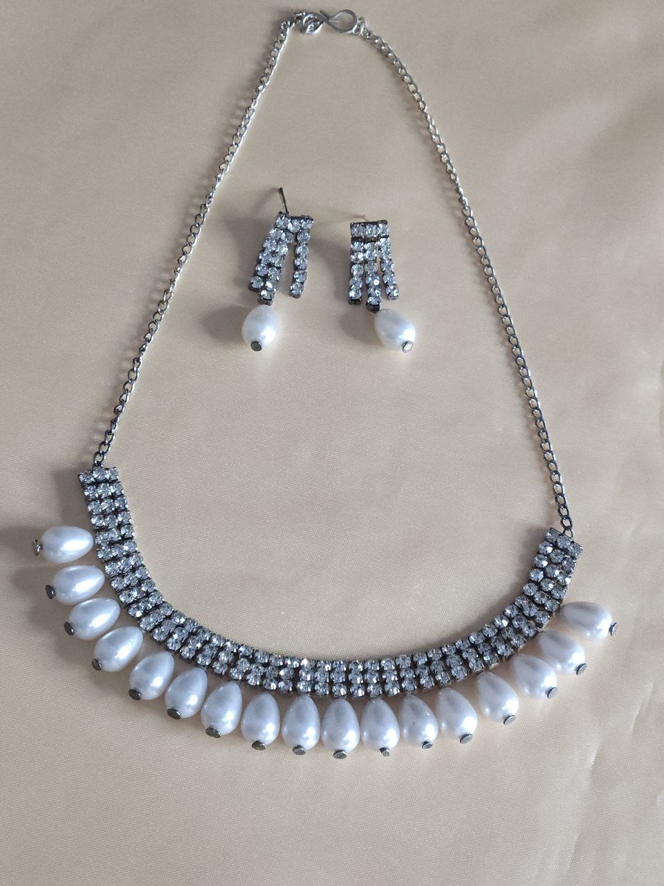 Pearl AD Silver Necklace