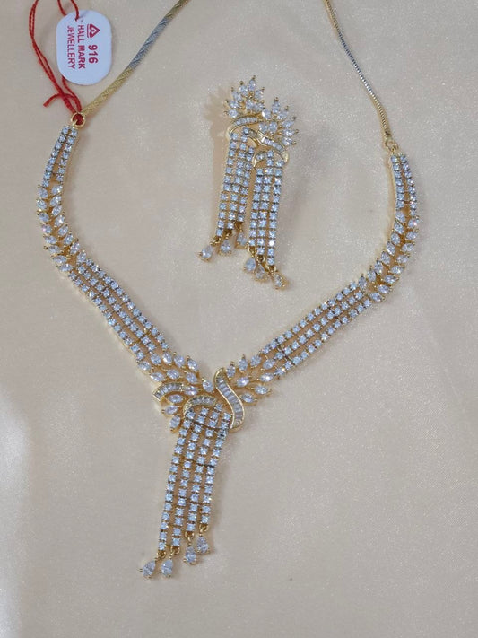 Tanishq 22 Carat Gold Polish AD Necklace [Premium]