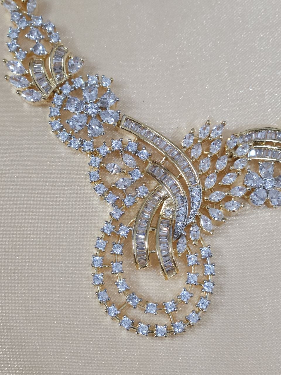Tanishq Designer AD Marcus Necklace [Premium]