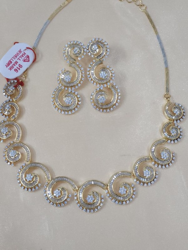 Tanishq Designer Gold AD Necklace [Premium]