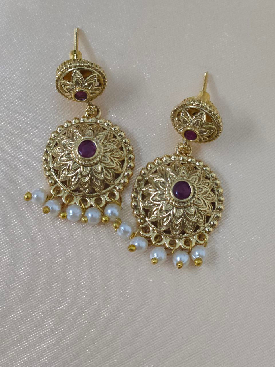 Gold Finish Handwork Piroi 2-Layer Necklace