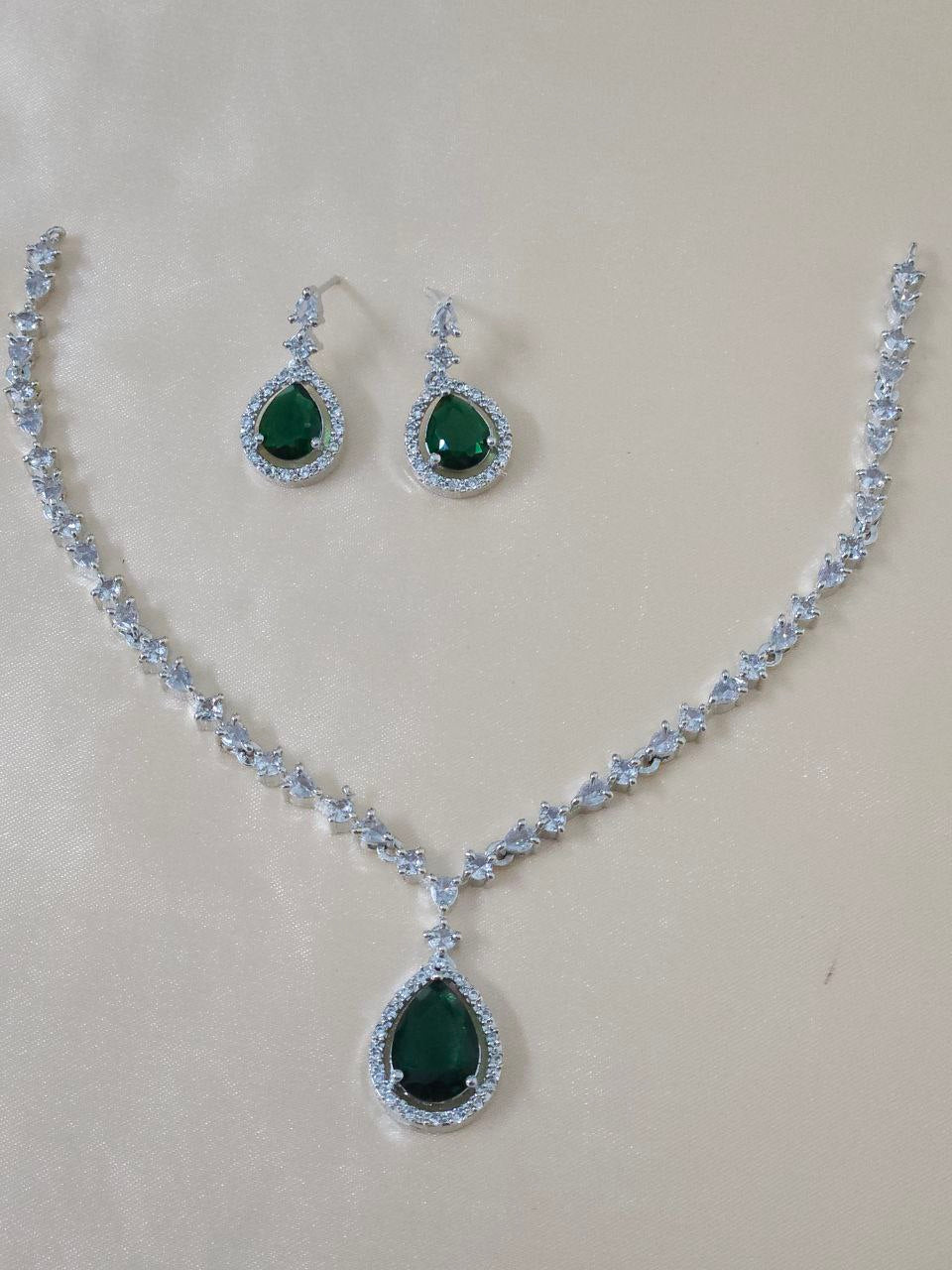 V-Shape Green AD Necklace