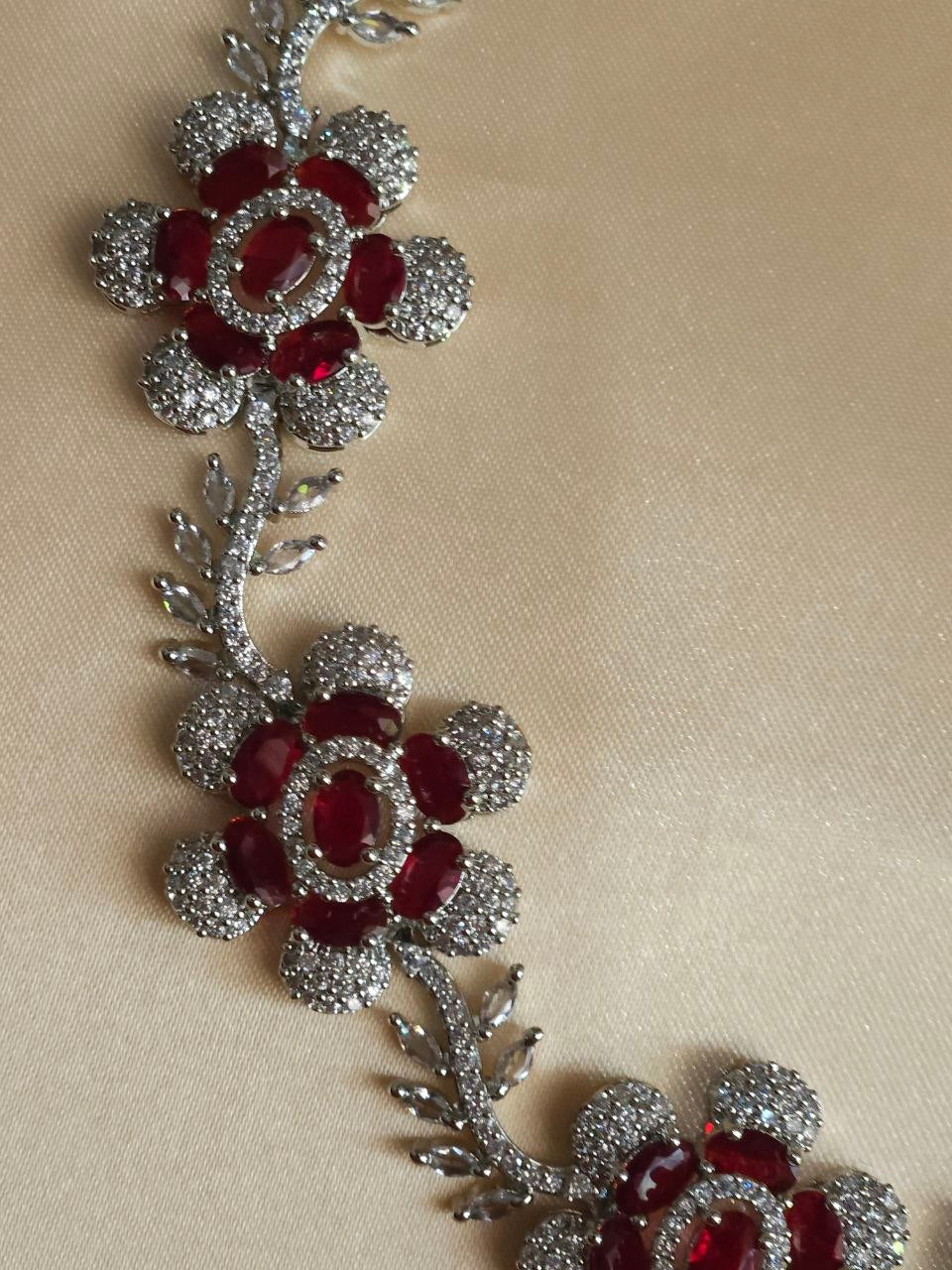 Premium Flower-Pattern Red AD Necklace
