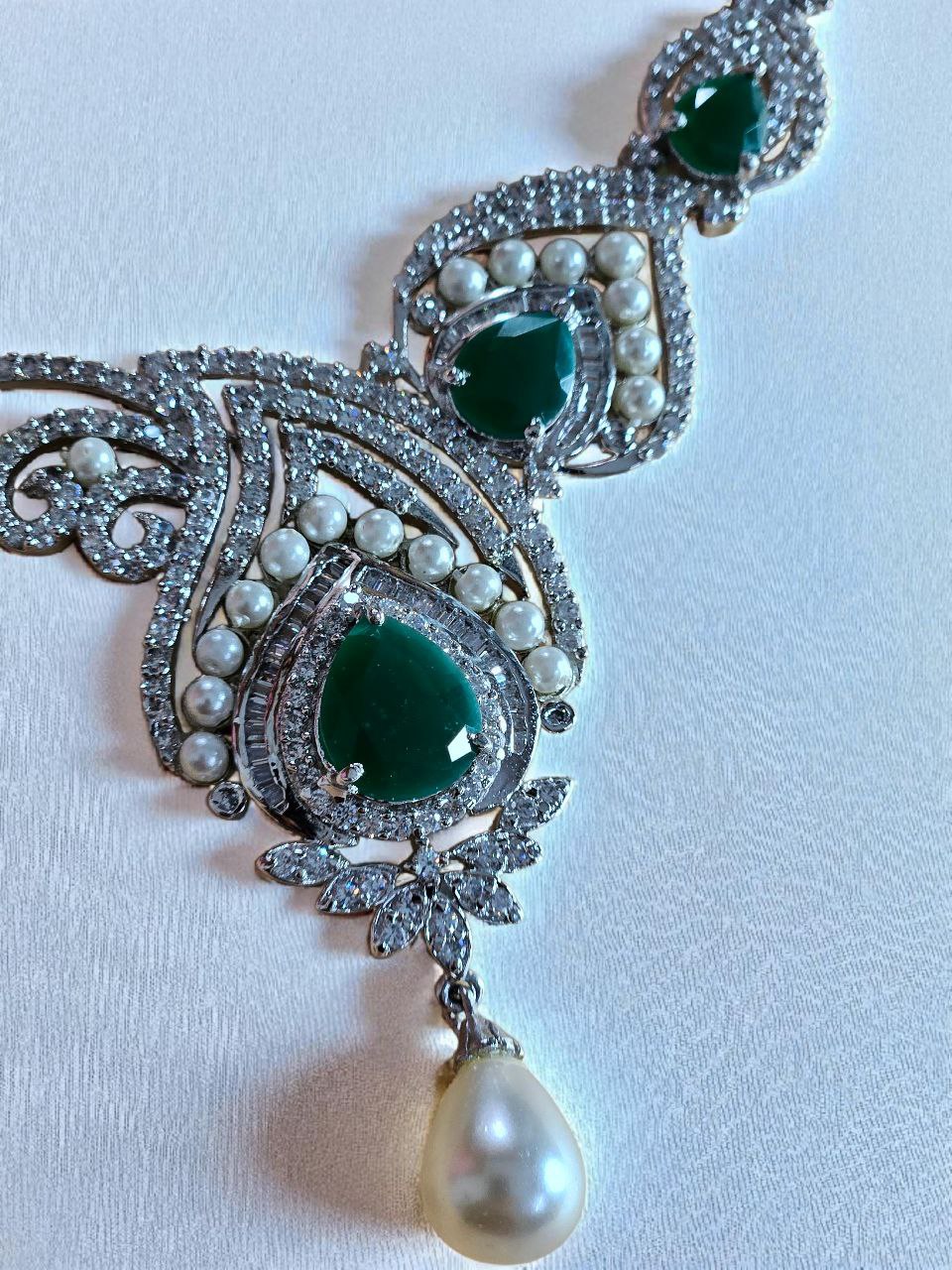 Tanishq Emerald Green Diamond Necklace