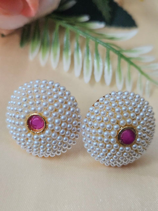 Kavya Pearl Studs Earrings